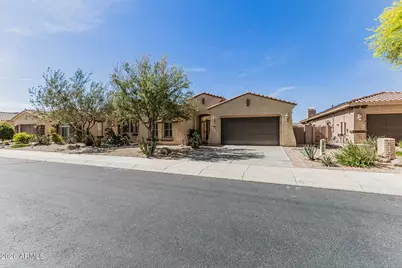 18135 W Willow Drive W, Goodyear, AZ 85338 - Photo 4