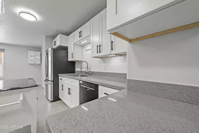 8547 W Magnum Drive, Arizona City, AZ 85123 - Photo 10