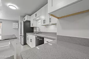 8547 W Magnum Dr, Arizona City, AZ 85123 - Photo 10