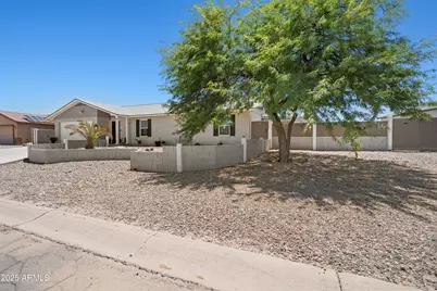 8547 W Magnum Drive, Arizona City, AZ 85123 - Photo 2