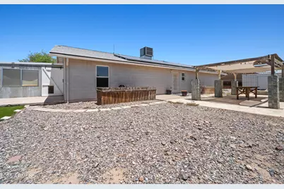 8547 W Magnum Drive, Arizona City, AZ 85123 - Photo 52
