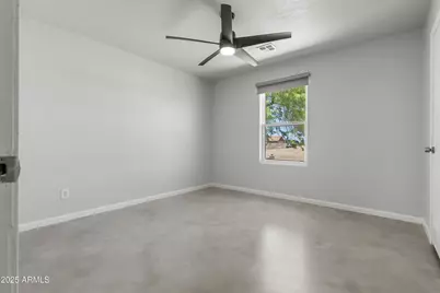 8547 W Magnum Drive, Arizona City, AZ 85123 - Photo 32