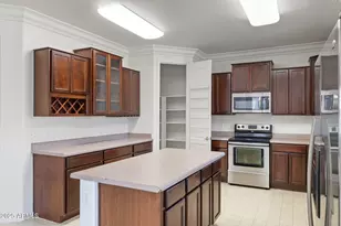 2261 W Mila Way, San Tan Valley, AZ 85144 - Photo 10