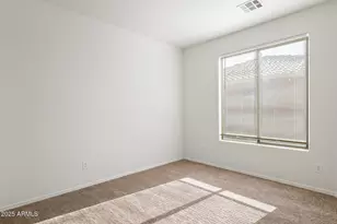 2261 W Mila Way, San Tan Valley, AZ 85144 - Photo 32