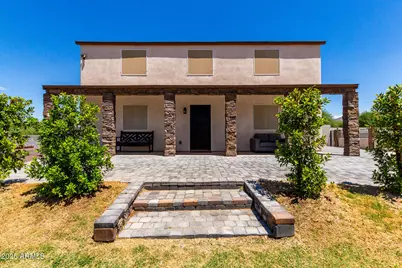 2056 W Dobbins Road, Phoenix, AZ 85041 - Photo 1