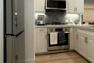 7141 E Rancho Vista Dr, Scottsdale, AZ 85251 - Photo 6