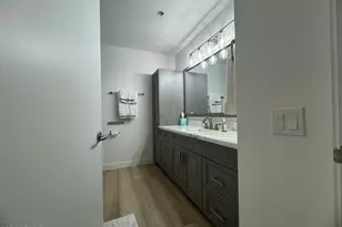 7141 E Rancho Vista Dr, Scottsdale, AZ 85251 - Photo 14