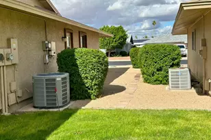 10009 W Pleasant Valley Rd, Sun City, AZ 85351 - Photo 24