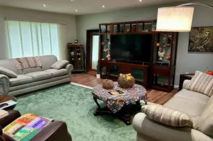 10009 W Pleasant Valley Rd, Sun City, AZ 85351 - Photo 6