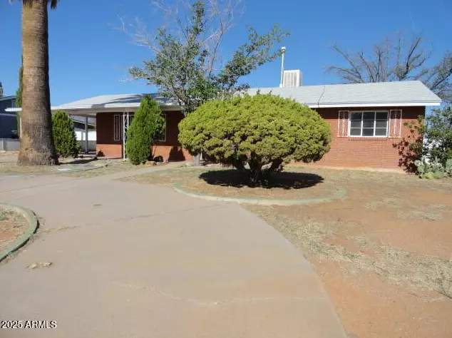 149 E Freihage, Sierra Vista, AZ 85635 - MLS 6901685