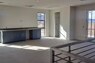 8511 S 9th Dr, Phoenix, AZ 85041 - Photo 22