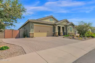 42222 W Almira Ct, Maricopa, AZ 85138 - Photo 2
