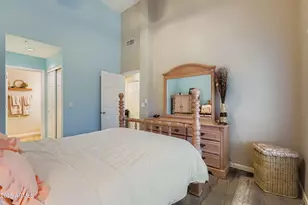 1633 E Lakeside Dr, Gilbert, AZ 85234 - Photo 10