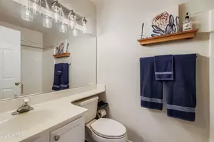 1633 E Lakeside Dr, Gilbert, AZ 85234 - Photo 12