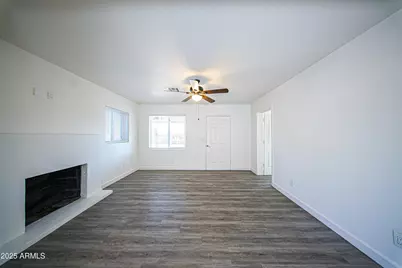 2646 E Willetta Street, Phoenix, AZ 85008 - Photo 8