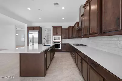 7645 W Crabapple Drive, Peoria, AZ 85383 - Photo 16