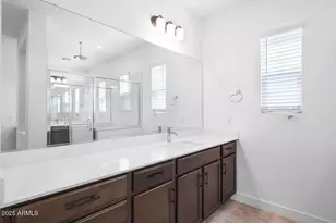 7645 W Crabapple Dr, Peoria, AZ 85383 - Photo 22