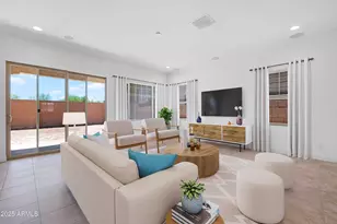 7645 W Crabapple Dr, Peoria, AZ 85383 - Photo 6