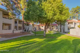 10610 S 48th St, Phoenix, AZ 85044 - Photo 28