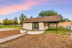 140 E Pony Ln, Gilbert, AZ 85295 - Photo 88