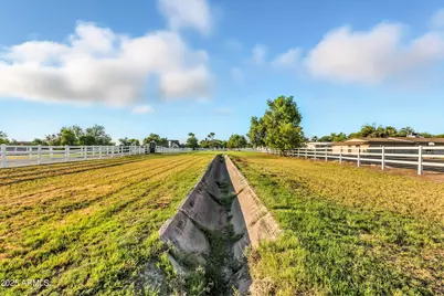 140 E Pony Lane, Gilbert, AZ 85295 - Photo 92
