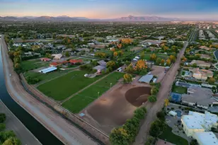 2601 E Mesquite St, Gilbert, AZ 85296 - Photo 2