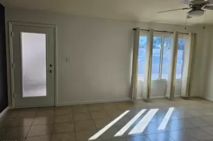 2428 E La Jolla Dr, Tempe, AZ 85282 - Photo 2