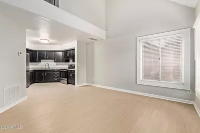 7320 N 44th Avenue, Glendale, AZ 85301 - Photo 2