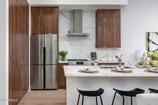 4050 N 12th St, Phoenix, AZ 85014 - Photo 2