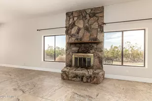 10445 S 27th Ave, Laveen, AZ 85339 - Photo 16