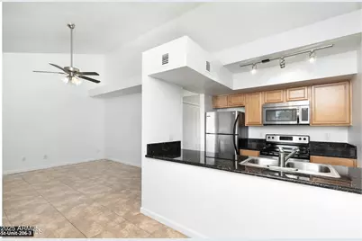 1241 N 48th Street #206, Phoenix, AZ 85008 - Photo 1
