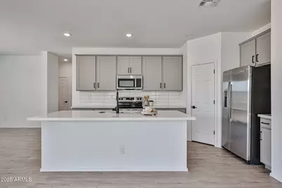 24075 W Pecan Road, Buckeye, AZ 85326 - Photo 2