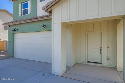 5523 S 11th Avenue, Phoenix, AZ 85041 - Photo 6