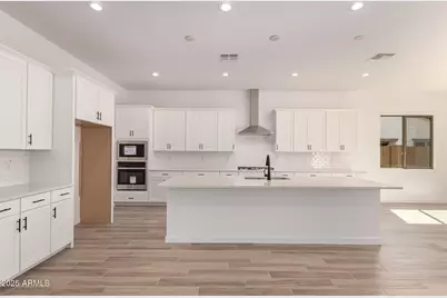 25348 N 158th Avenue, Surprise, AZ 85387 - Photo 2