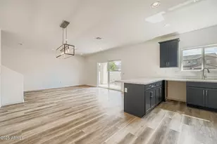 5519 S 11th Ave, Phoenix, AZ 85041 - Photo 10