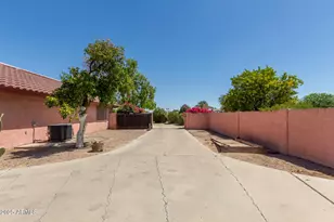 11132 W Kolina Ln, Sun City, AZ 85351 - Photo 36