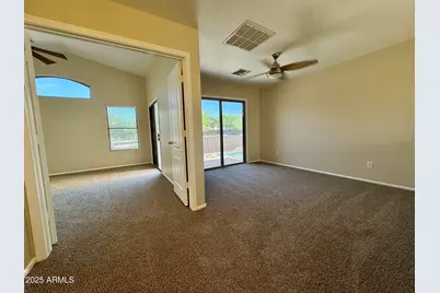 2344 W White Feather Lane, Phoenix, AZ 85085 - Photo 10