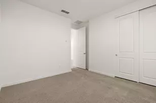 2607 E Grenache Rd, San Tan Valley, AZ 85143 - Photo 4