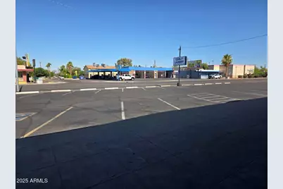 3043 N 24th Street, Phoenix, AZ 85016 - Photo 2