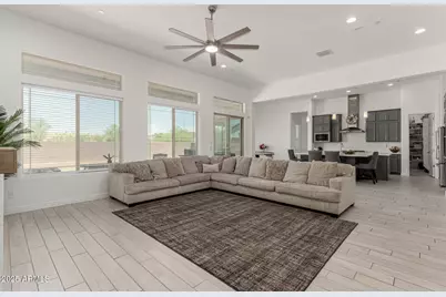 3816 W White Feather Lane, Phoenix, AZ 85083 - Photo 10