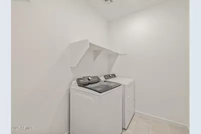 2439 E Fortana Drive, San Tan Valley, AZ 85143 - Photo 6