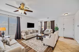 43579 W Sansom Dr, Maricopa, AZ 85138 - Photo 2