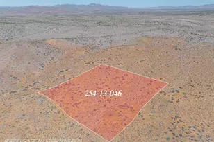 929 E Molly Gibson, Kingman, AZ 86401 - Photo 1