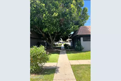 9025 W Elm Street #2, Phoenix, AZ 85037 - Photo 28