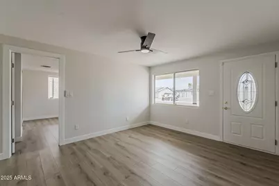 4025 E Surrey Avenue, Phoenix, AZ 85032 - Photo 4