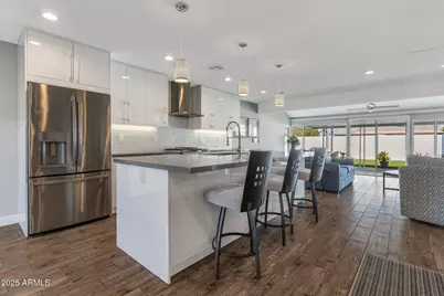 11050 W Cumberland Drive, Sun City, AZ 85351 - Photo 1
