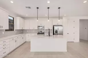 5454 W Manzanita Dr, Glendale, AZ 85302 - Photo 2