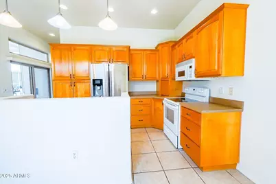 17200 W Bell Road #1041, Surprise, AZ 85374 - Photo 4