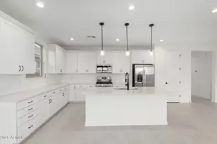 5430 W Manzanita Dr, Glendale, AZ 85302 - Photo 2