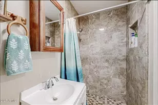 2412 N 36th Pl, Phoenix, AZ 85008 - Photo 4